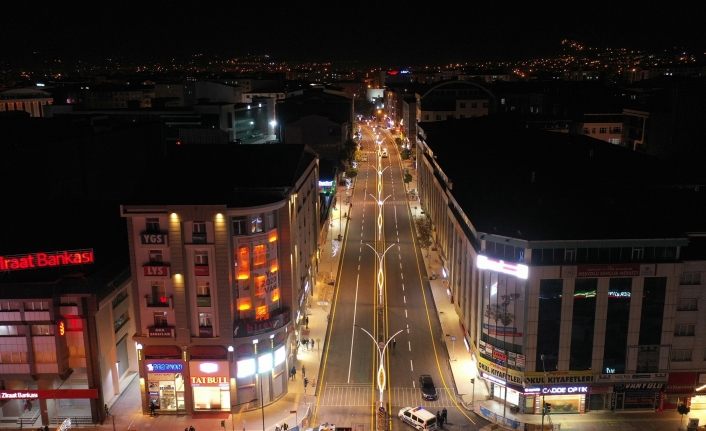 Ezberciler çarşısı esnafından Van Valisi Bilmez'e ve Büyükşehir'e teşekkür