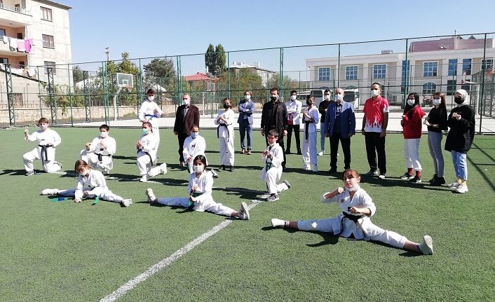 Tuşba Gençlik Merkezi’nden, taekwando kuşak sınavını