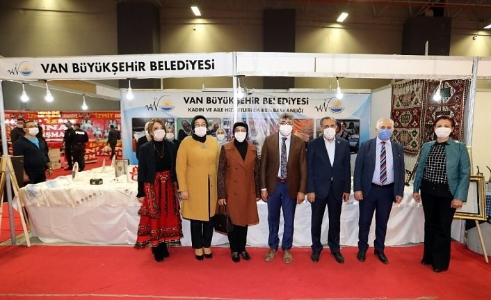 Van Büyükşehir Belediyesi stantlarına büyük ilgi