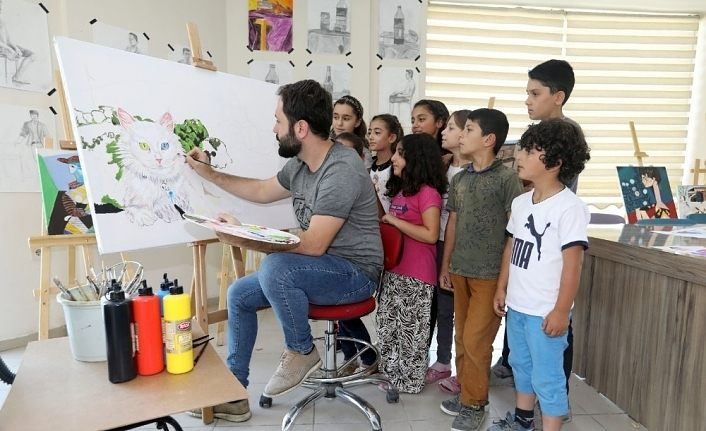 Van Büyükşehir Belediyesinin resim kursu kayıtları başladı