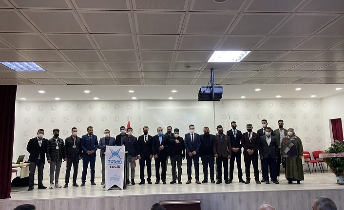 AK Parti Van Milletvekili Arvas; Gençlerin önündeki engelleri kaldırmak için çalışacağız