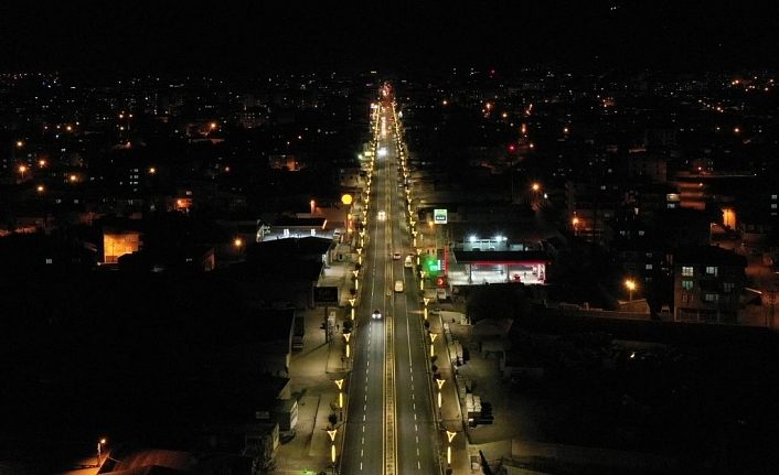Hacıbekir Caddesi yeni haliyle göz kamaştırıyor