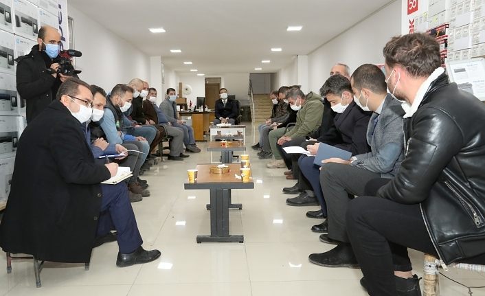 Kışla Yolu esnafı taleplerini Kaymakam Aslan’a iletti