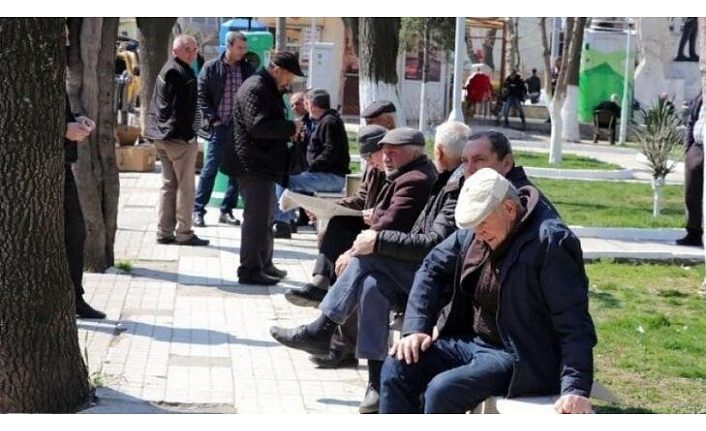 Van'da da 65 yaş üstü olanlar için sokağa çıkma kısıtlaması gelecek mi?