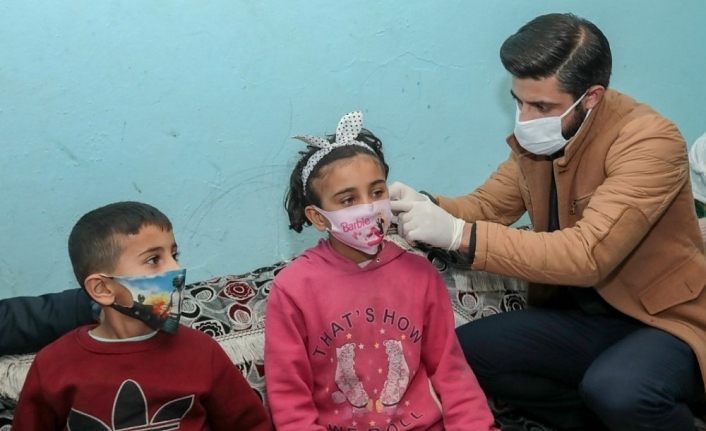 Van'da ilk kez duyan minik Remziye duygulandırdı