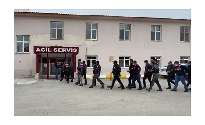 Van merkezli terör operasyonu: 13 gözaltı