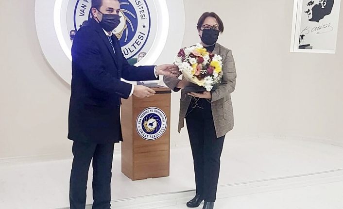 Van YYÜ Ziraat Fakültesi Dekanı değişti