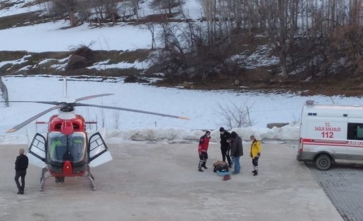 112 helikopteri 2 kez Bahçeraray’a uçtu