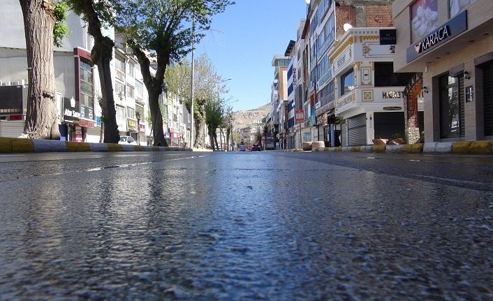82 saatlik kısıtlamada Van sessizliğe büründü