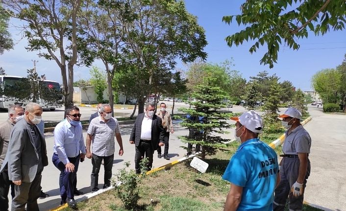 Van Büyükşehir Genel Sekreteri Çelikel ulaşım hizmetleri tesislerini gezdi
