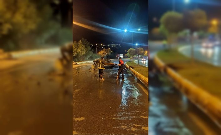 Van'da Alev alan otomobil kullanılamaz hale geldi