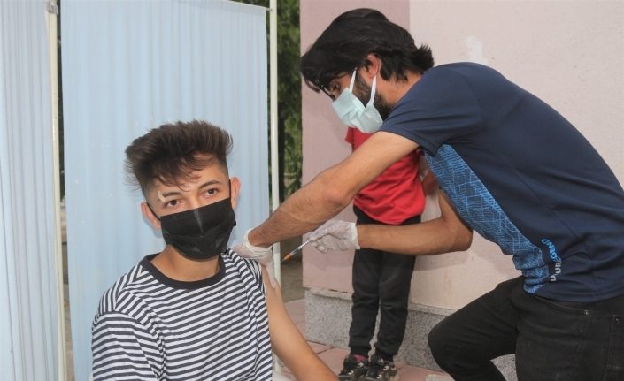 Çatak’ta korona virüs aşı seferberliği