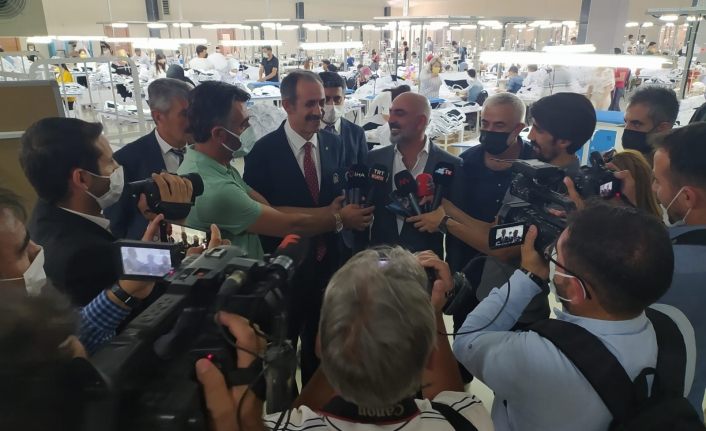 Gürpınar’da gazetecilerin haber yarışı