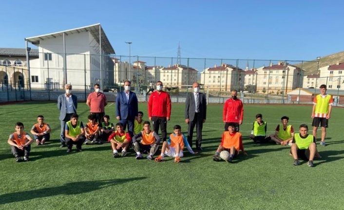 Tuşba Belediyesinin 7 branşta açtığı spor kursları devam ediyor