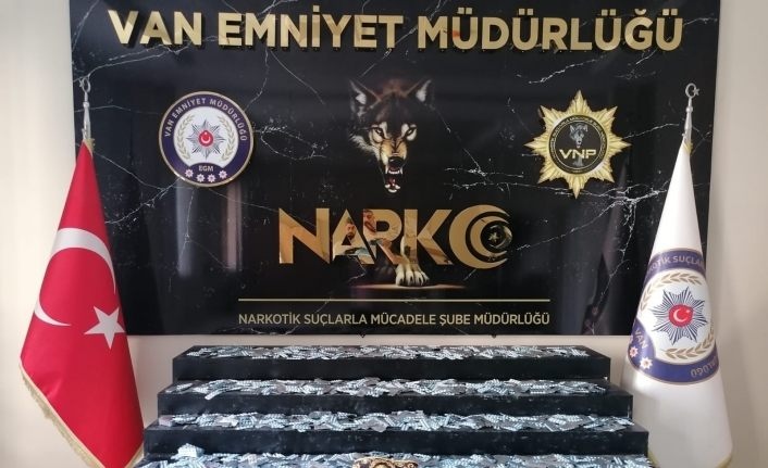 Van’da 23 bin 720 adet sentetik hap ele geçirildi