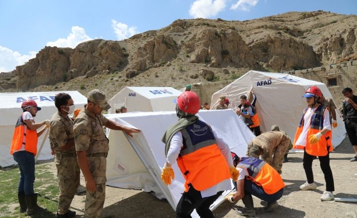 AFAD ve Güvenlik Güçleri selzedeler için seferber oldu