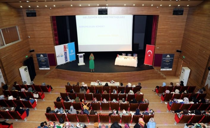 Van’da ‘Anne-Baba Okulu’ semineri sona erdi