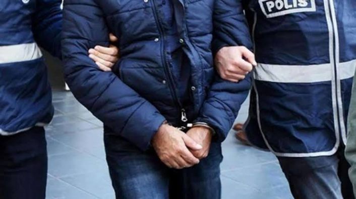 Van’da çeşitli suçlardan aranan 27 şahıs tutuklandı