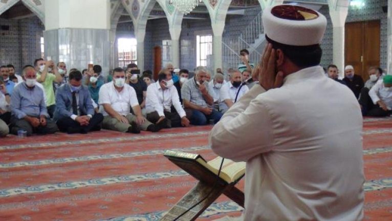 Van’da Ezanı güzel okuma yarışması Türkiye finali yapıldı