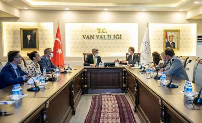 AB Türkiye Delegasyonu Başkanı Landrut Van’da