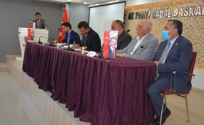 AK PARTİ GENEL BAŞKAN YARDIMCISI HAMZA DAĞ VAN'A GELDİ