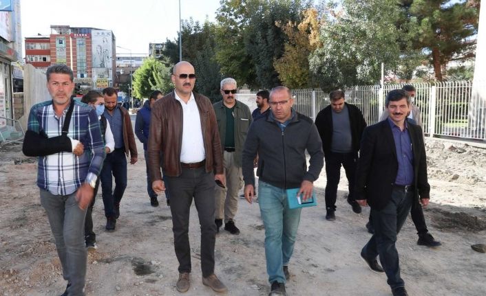 Başkan Vekili Aydın belediyenin çalışmalarını inceledi