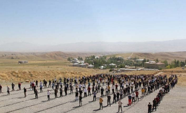 Güvenlik korucusu olmak için ter döktüler