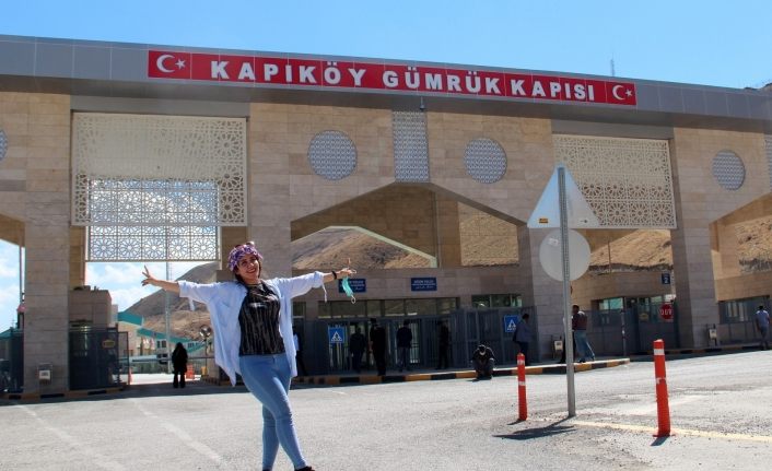 İran’dan Van’a turist kafileleri gelmeye başladı