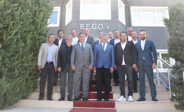 İzmir Moda Endüstrisi, Van’da üretecek, dünyaya ihraç edecek