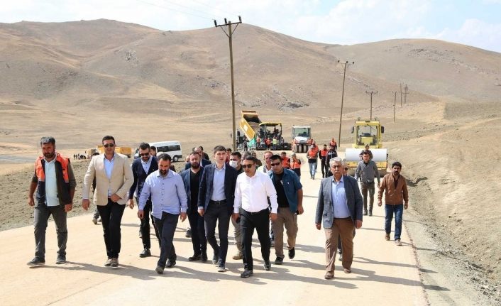 Van Büyükşehir Genel Sekreteri Çelikel, Gürpınar ilçesindeki çalışmaları inceledi