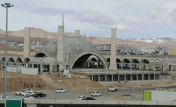 Van'da yapımı yarım kalan Tıbbiye Cami için destek bekleniyor