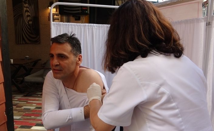 Van Emniyet Müdürü Atanur Aydın’dan aşı çağrısı