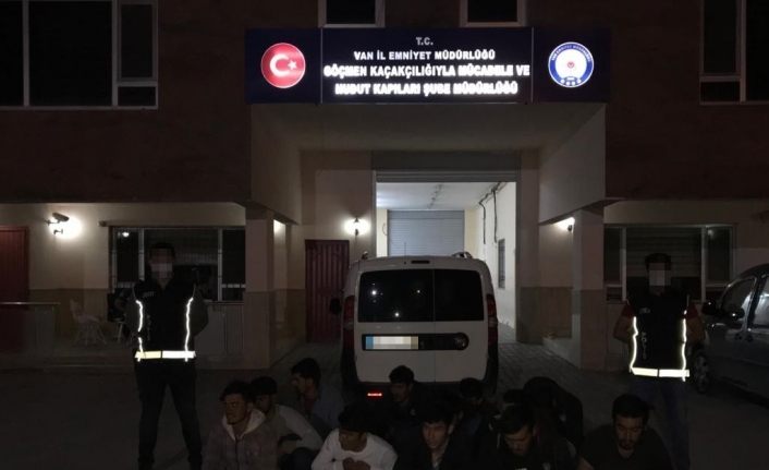 Van polisi 1 haftada 299 kaçak göçmen yakaladı