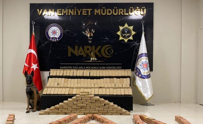 Van’da 217 kilo 500 gram eroin hassas burun Irmak’a takıldı