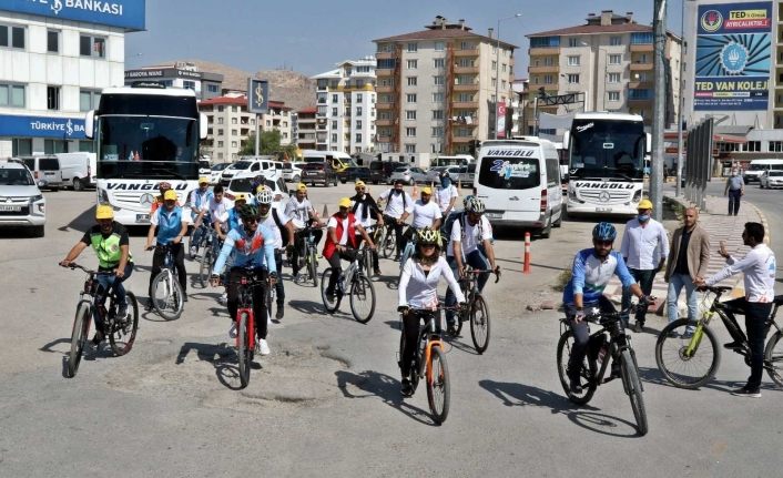 Van’da bisiklet turu etkinliği