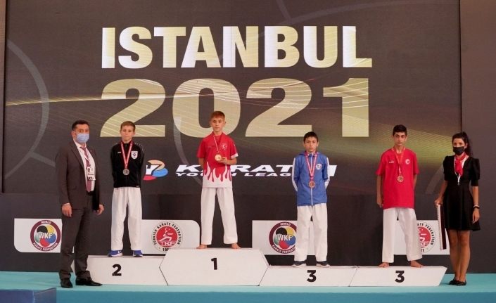 Vanlı karateci dünya birincisi oldu