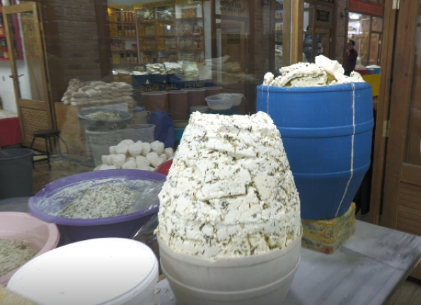 Kuraklık Van’ın markası “otlu peyniri” de vurdu!