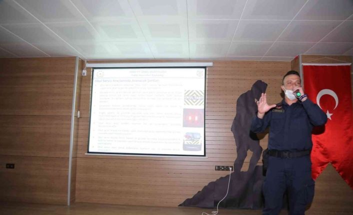 Taşımalı eğitim servis şoförlerine eğitim