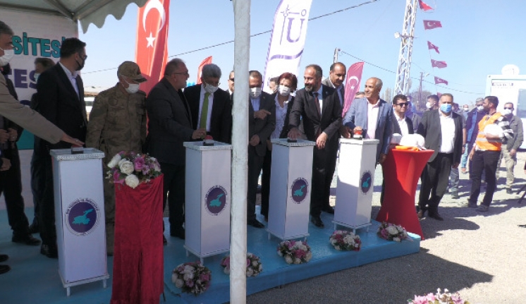 Van YYÜ’de Hayvan Hastanesi için start verildi