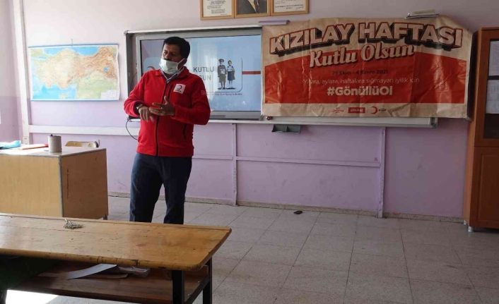 Erciş’te Kızılay Haftası etkinliği