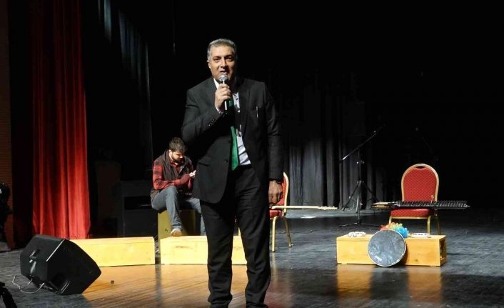 Erciş’te Öğretmenler Günü etkinliği