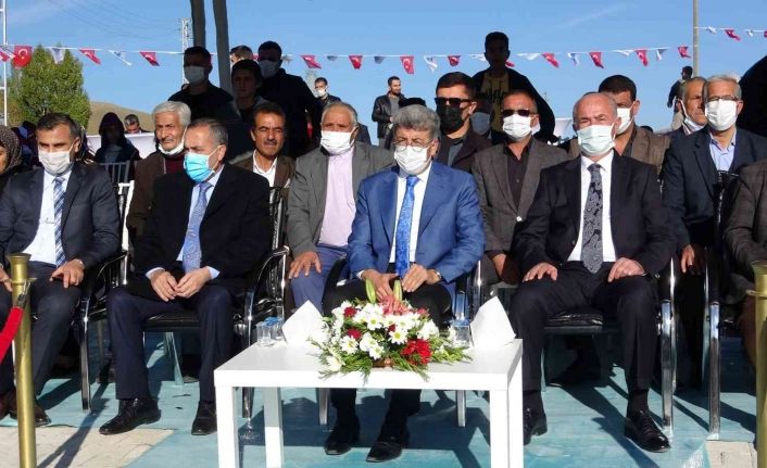Tuşba Belediyesinden toplu açılış töreni