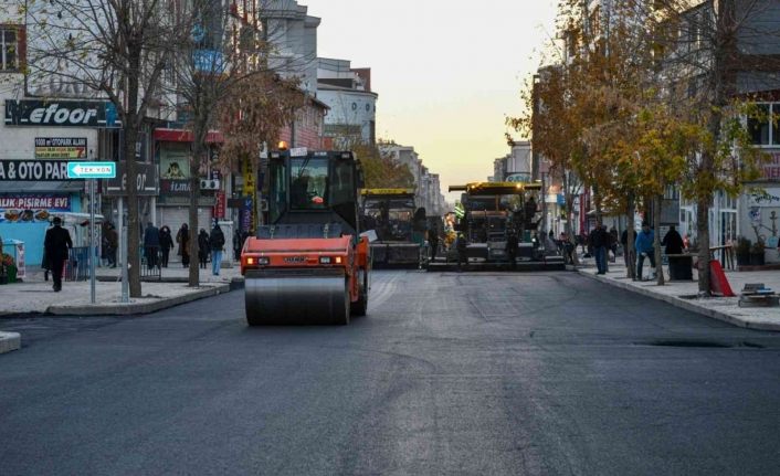 Vali Bilmez, Zübeyde Hanım ve İskele caddelerindeki çalışmaları inceledi