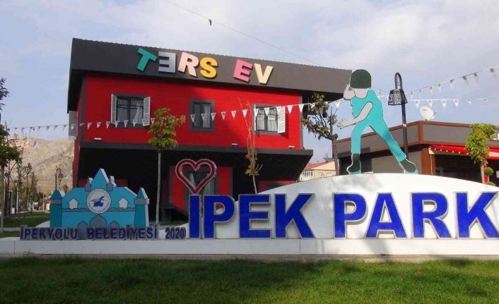 Van’da ters eve büyük ilgi