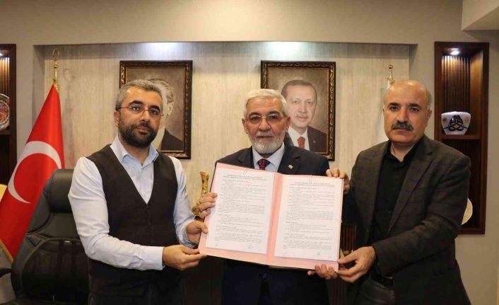 Edremit Belediyesi’nde ’Sosyal Denge Tazminatı’ sözleşmesi imzalandı