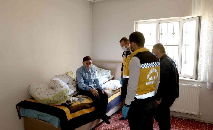 Van Büyükşehir Belediyesi binlerce insana ücretsiz sağlık hizmeti sunuyor