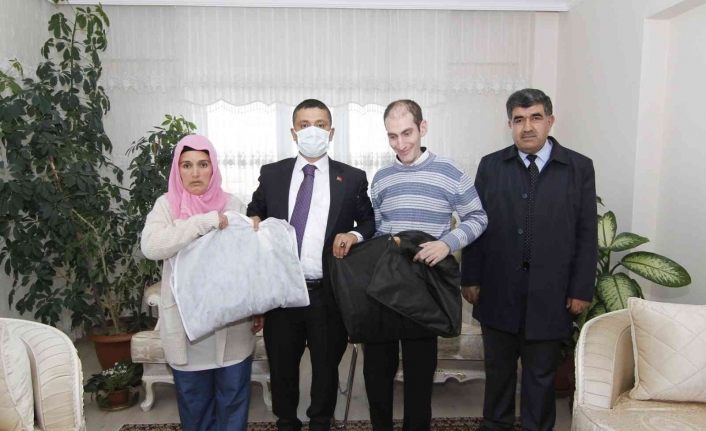 Van'da 33 yaşındaki engelli Akçay nişanlandı