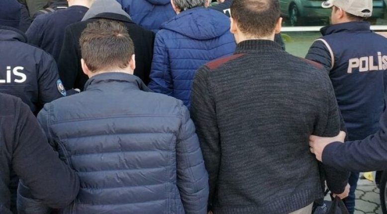 Van’da FETÖ operasyonu: 25 gözaltı