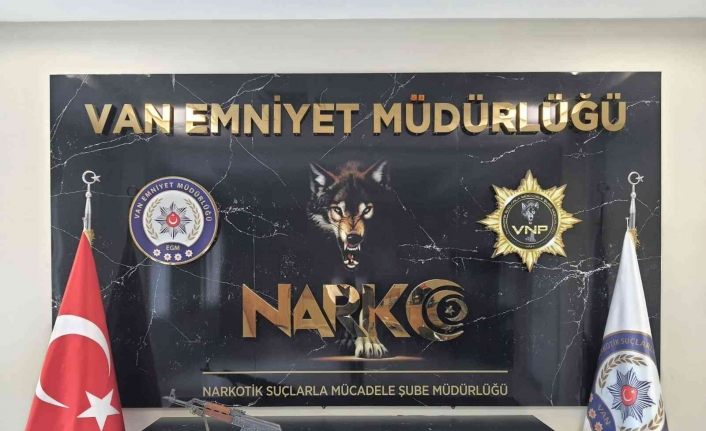 Van’da uyuşturucu operasyonu: 4 gözaltı