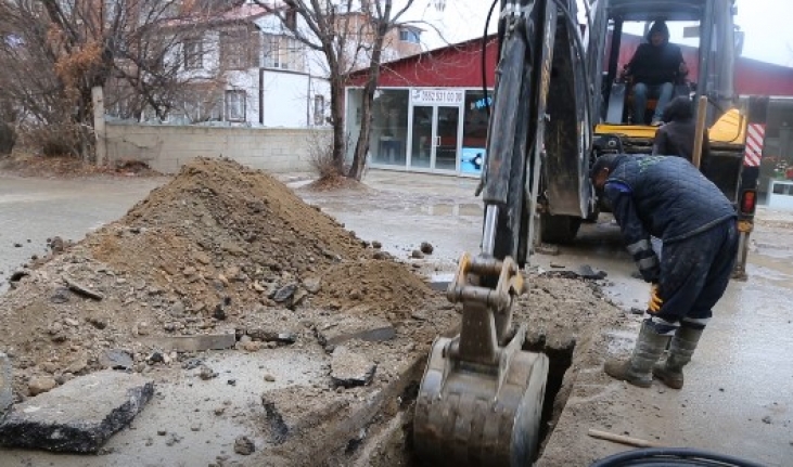 VASKİ içme suyu bağlantılarını kısa sürede çözüyor